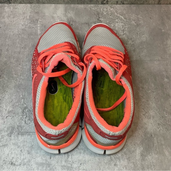 Nike Free Run Running Shoes Womens sz 7.5 - red/orange/greyNike - Picture 6 of 9